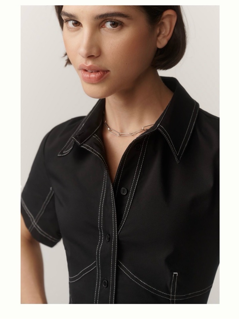 EXQUISE CONTRAST STITCH MINI DRESS IN BLACK - Picture 3 of 9